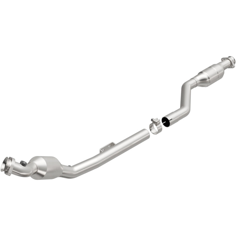 MagnaFlow Direct Fit Catalytic Converter 99-00 Mercedes E430 4.3L