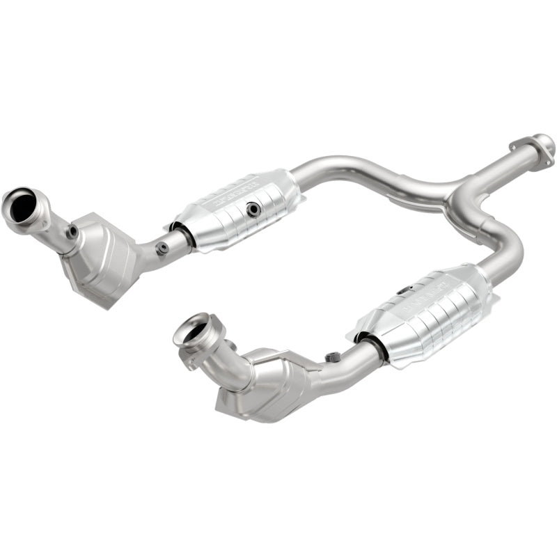 MagnaFlow Direct Fit Catalytic Converter 99-01 Mustang 3.8L 50S
