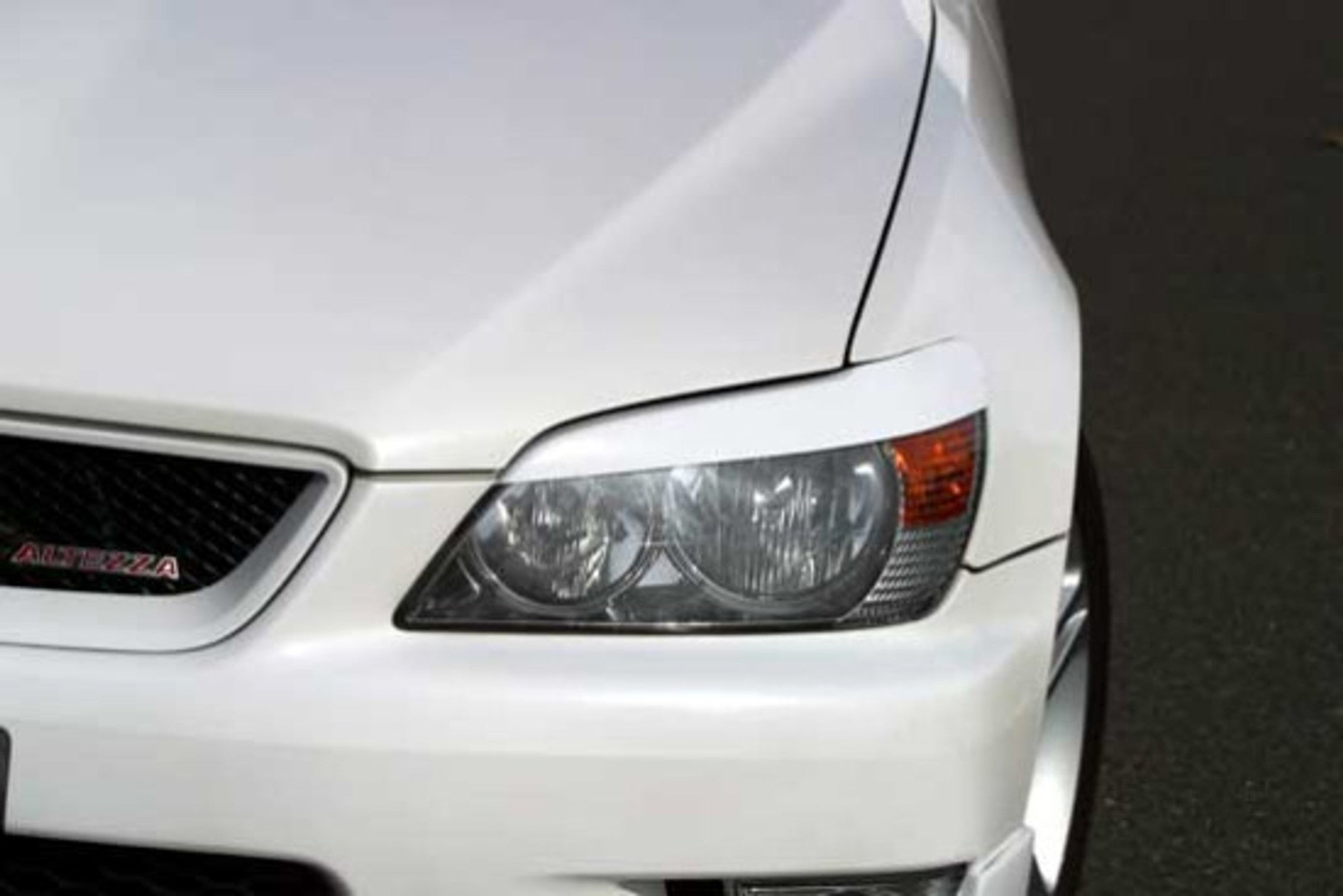 Charge Speed 2000-2005 Lexus IS-300 FRP Eye Brows