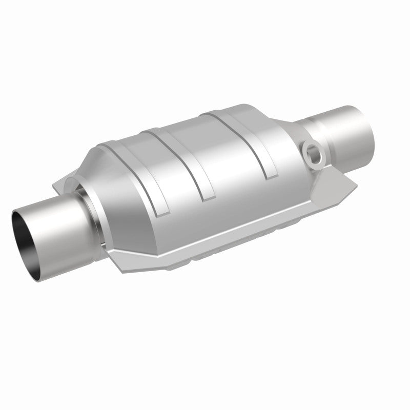 MagnaFlow Universal Catalytic Converter 2.25 Rear with O2