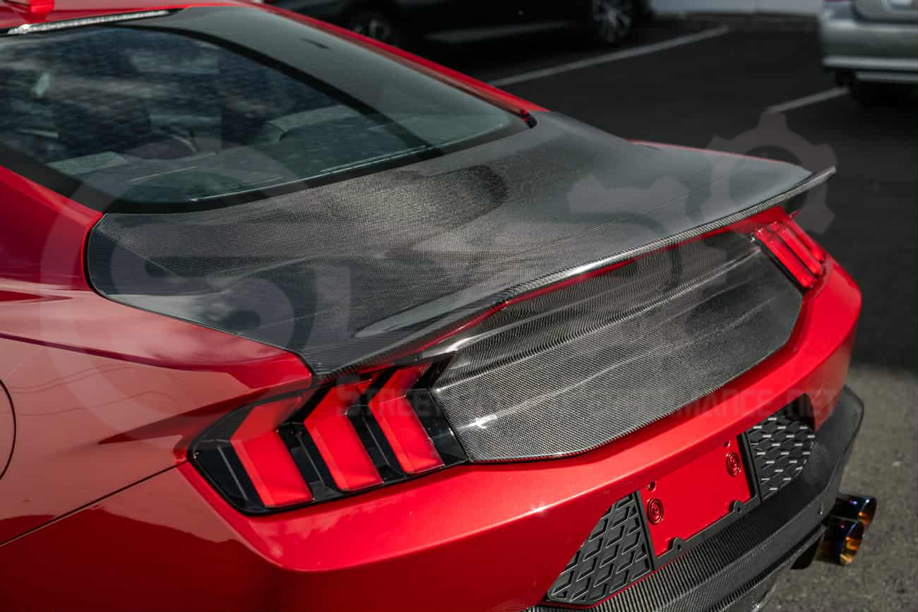 2024-UP FORD MUSTANG S650 | SUPER SNAKE STYLE CARBON FIBER REAR TRUNK DECKLID WITH INTEGRATED SPOILER WING