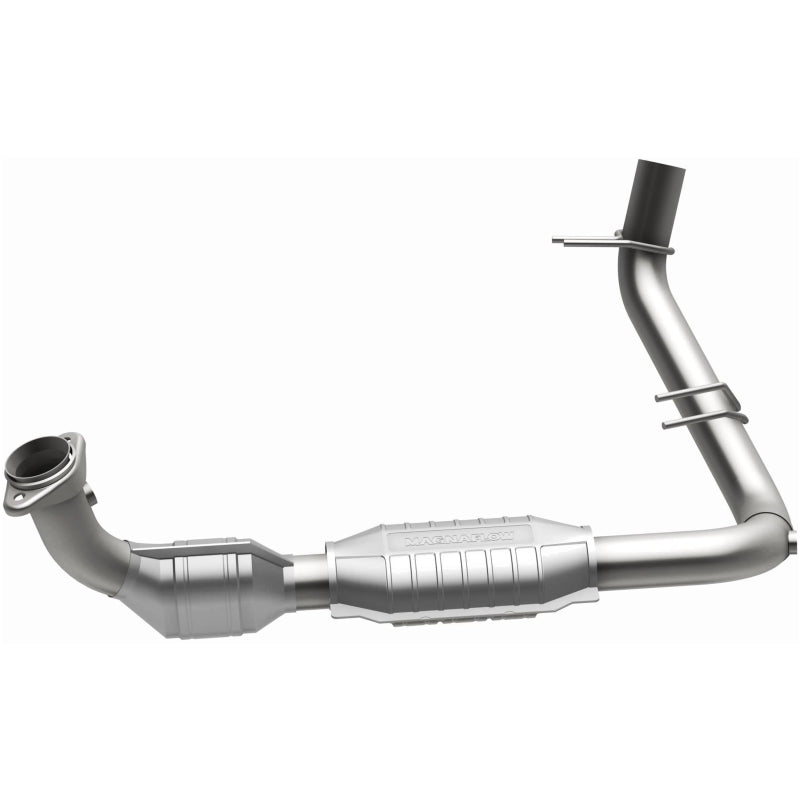 MagnaFlow Direct Fit Catalytic Converter 98 Ford Expedition 5.4L