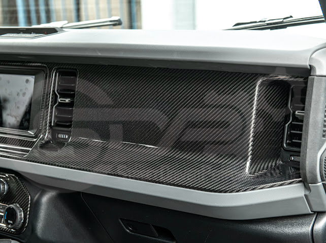 2021-UP FORD BRONCO CARBON FIBER PASSENGER SIDE DASHBOARD AC OUTLET PANEL COVER