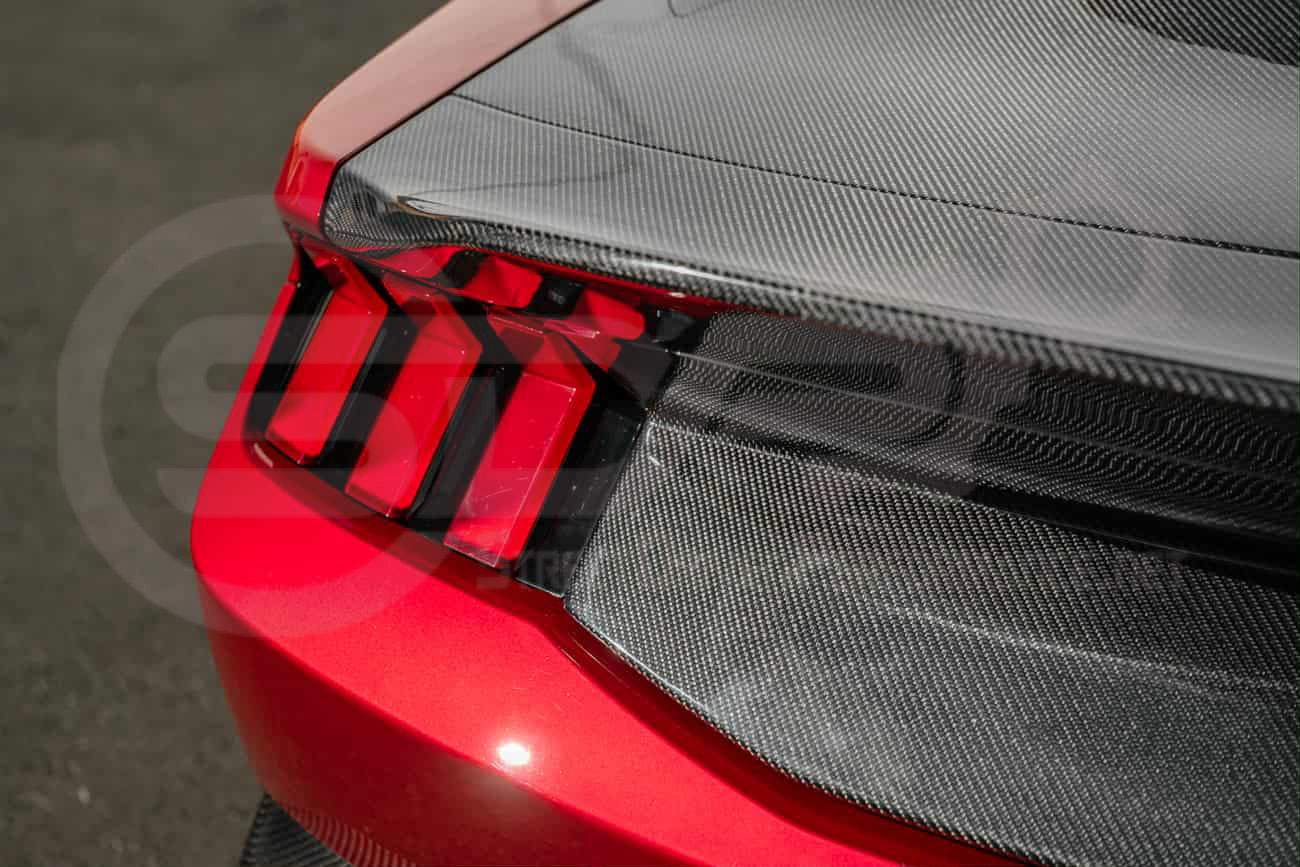 2024-UP FORD MUSTANG S650 | SUPER SNAKE STYLE CARBON FIBER REAR TRUNK DECKLID WITH INTEGRATED SPOILER WING