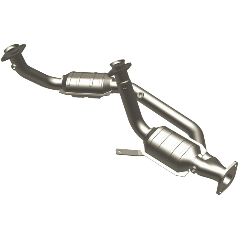 MagnaFlow Direct Fit Catalytic Converter 96-99 Taurus 3.0L