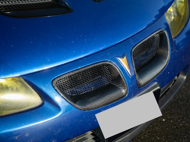 2004-2006 Pontiac GTO | CARBON FIBER Front Bumper Grille Inserts Replacement (PAIR)