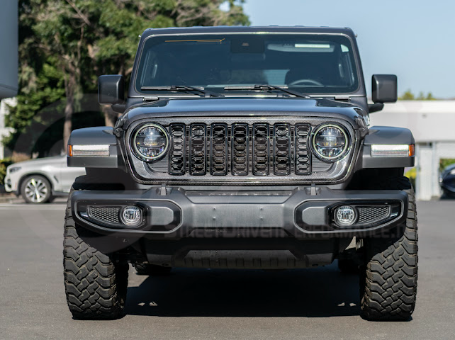 2024-UP JEEP WRANGLER GLADIATOR | FACTORY STYLE FRONT BUMPER GRILLE INSERT SURROUNDING REPLACEMENT