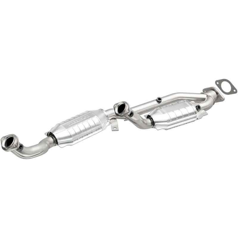 MagnaFlow Direct Fit Catalytic Converter 99-02 Windstar 3.8L