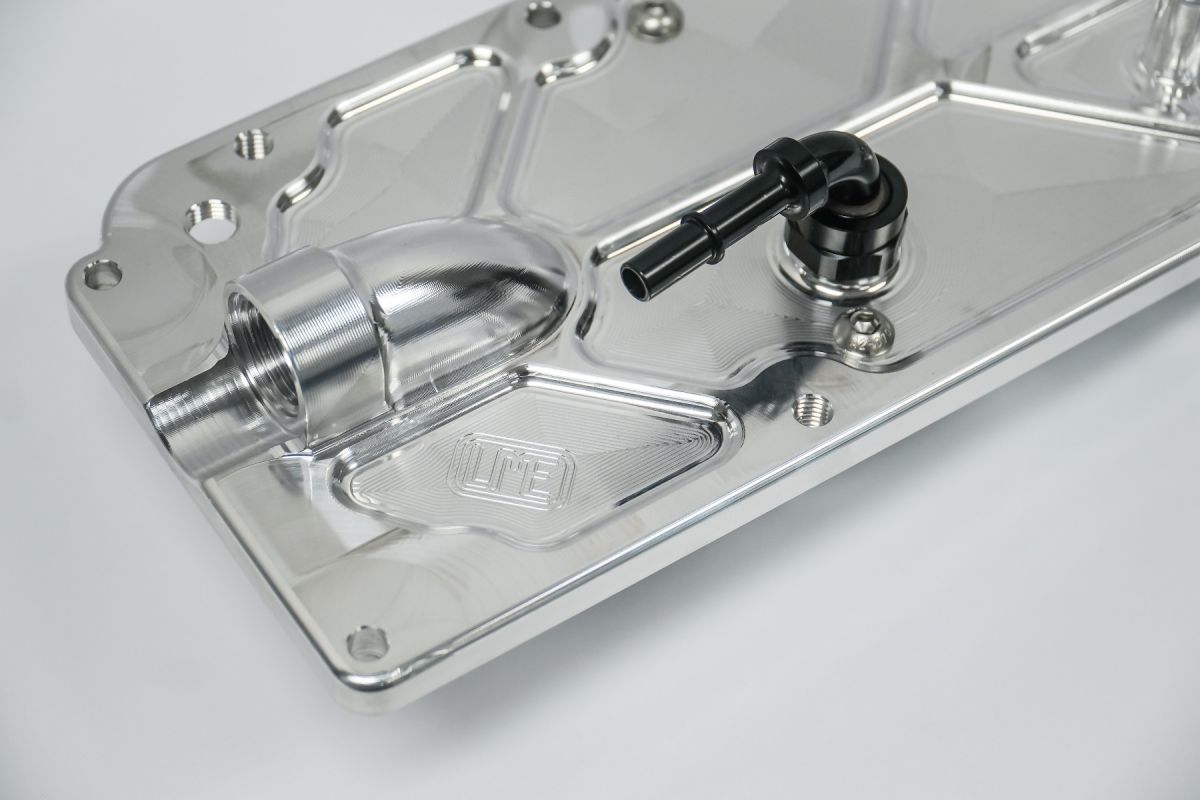 C8 LT2 BAFFLED BILLET VALLEY COVER